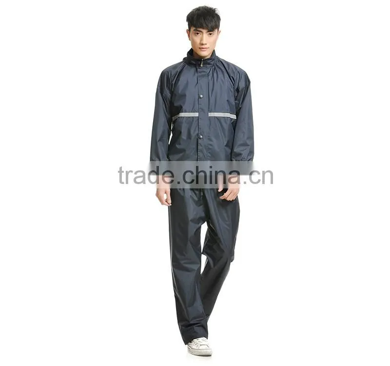 Fashionable cheap black pvc raincoats with hood