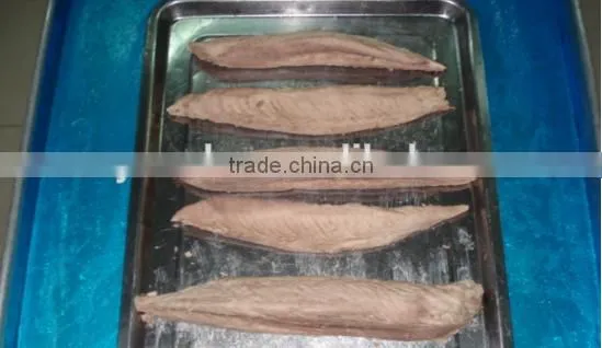 Precooked frozen skipjack loin with 10% flakes