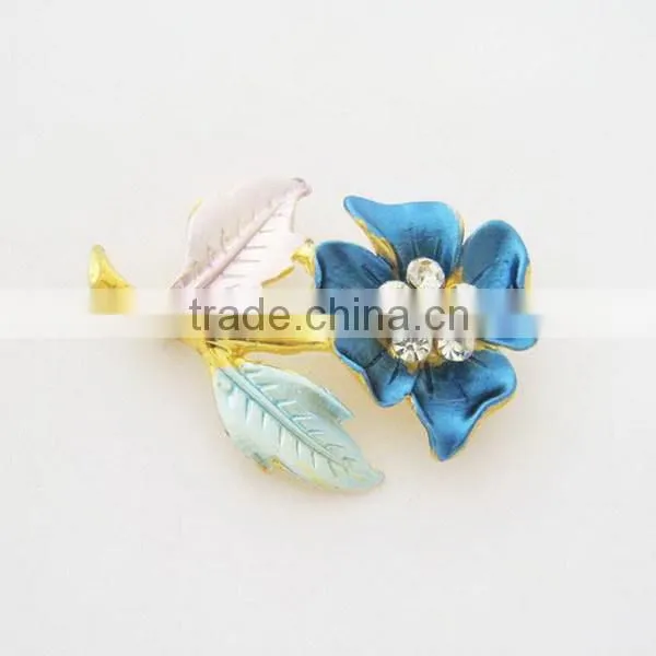 Gold platting enamel &crystals flower brooch fashion wholesale brooch pin china yi wu supplier