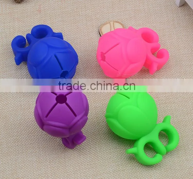 Custom acrylic rubber silicone wearable nail polish bottle holder