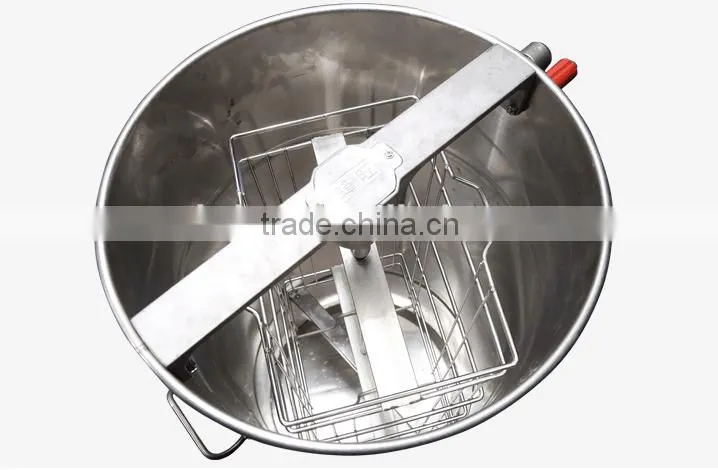 Automatic turn over honeycomb honey extracting machine