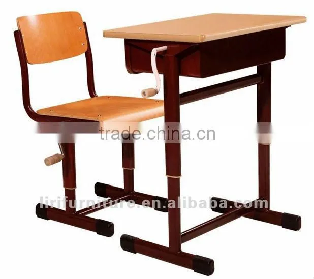 kids study table with chair