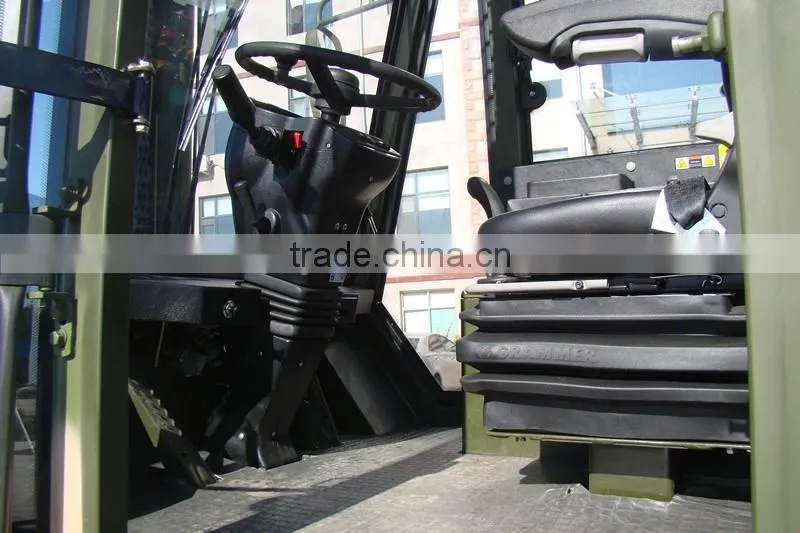 4WD 5 ton diedel powered all terrain pallet forklift for sale