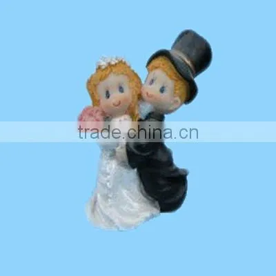 polyresin chinese wedding couple statue