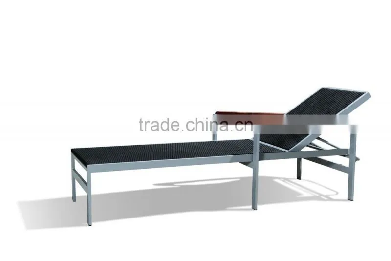 Outdoor Rattan Furniture Stackable Beach Chaise Lounge