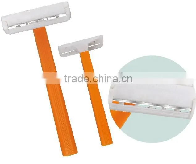 Disposable plastic handle straight razor
