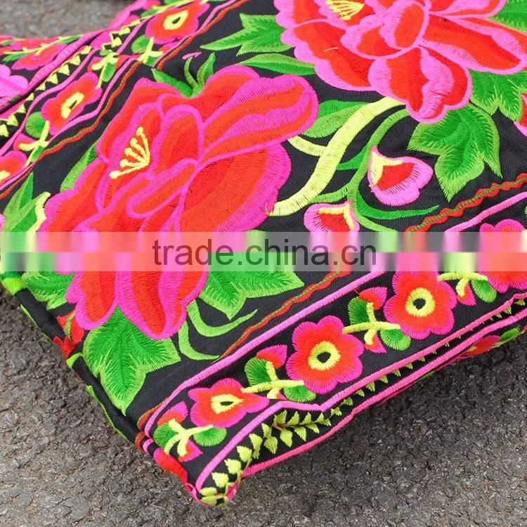 2016 new embroidery bag women shoulder bag with flower embroidery