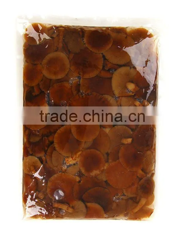 Vacuum boiled fresh eryngii mushroom in bags
