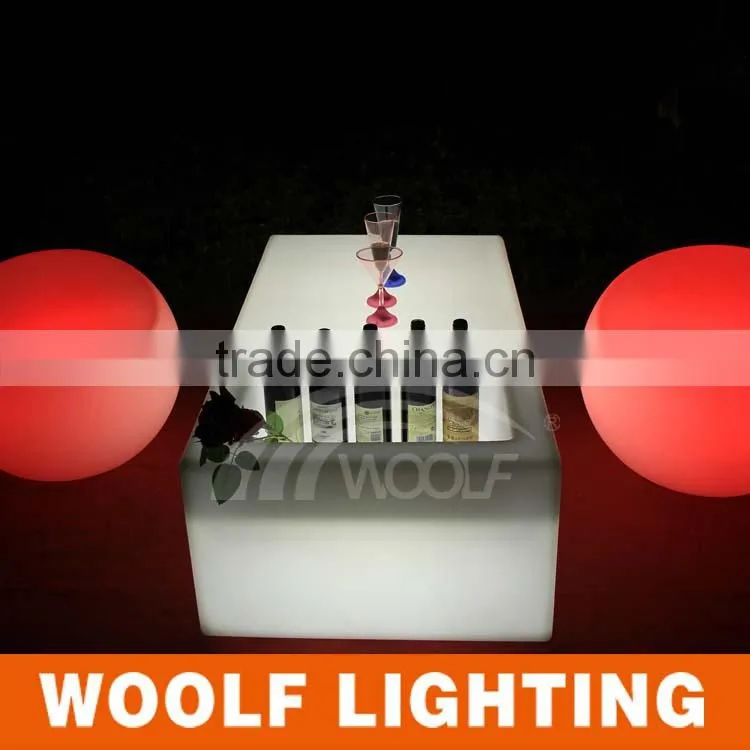 2014 hot waterproof plastic led rectangle table with cooler