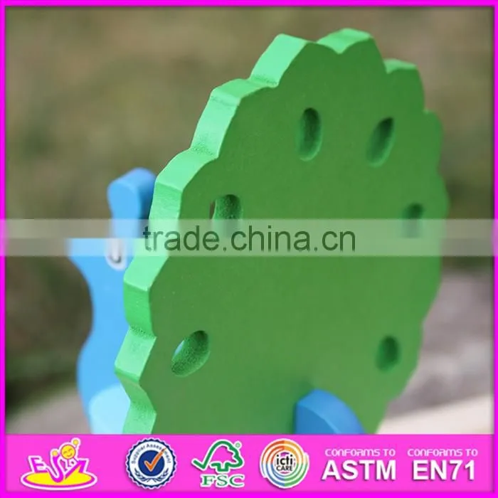 2017 New product funny 3d peacock children wooden puzzle animals W14G040
