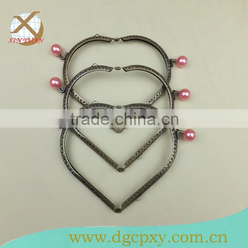 Beautiful heart-shape purse metal frame with lovely beads
