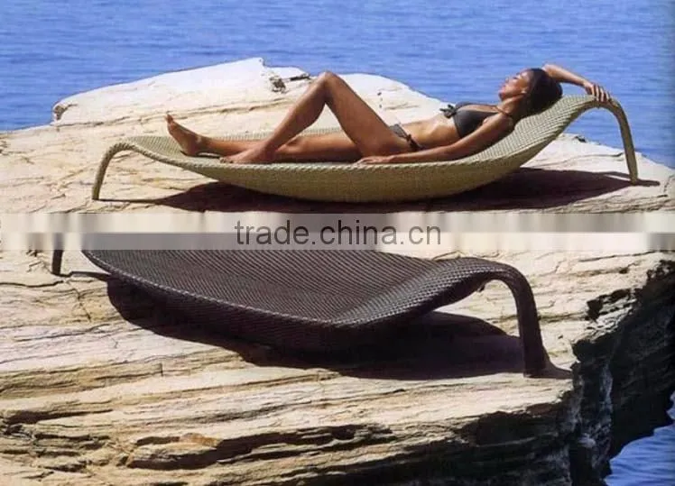 New Style Lounge Seat Outdoor Pool Beach Rattan Modern Leaf Lounge Chair