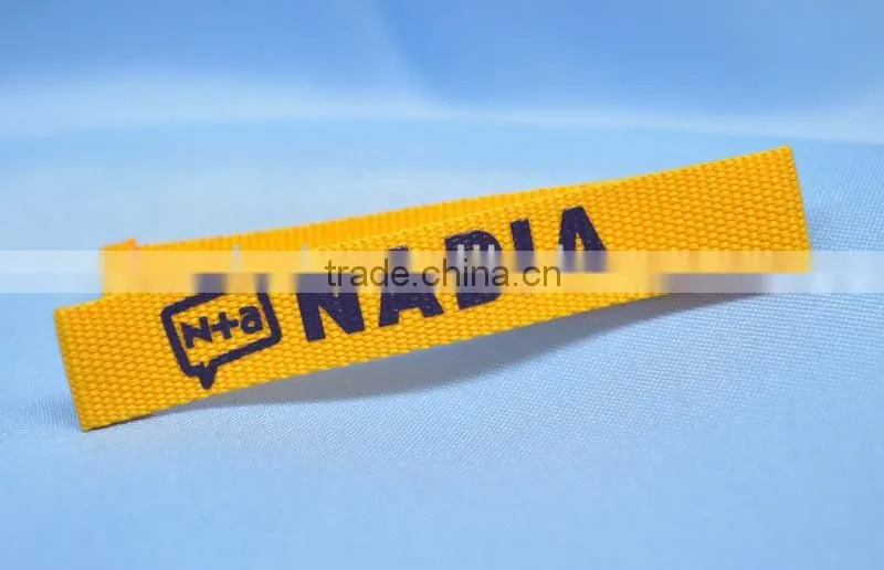 Fashionable and low price custom cotton twill printed label