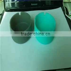 Beautiful and naulty stylish custom silicone ashtray