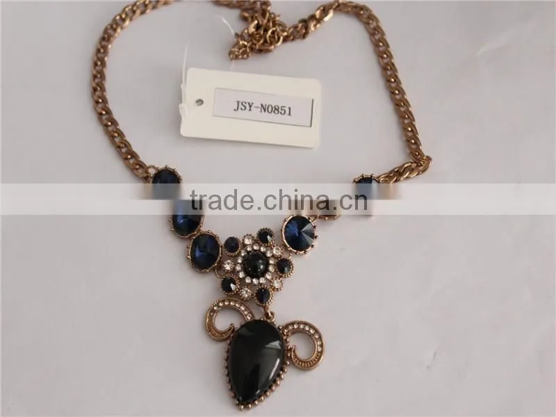 Fashion design gold plated women necklace crystal Necklace Wholesale