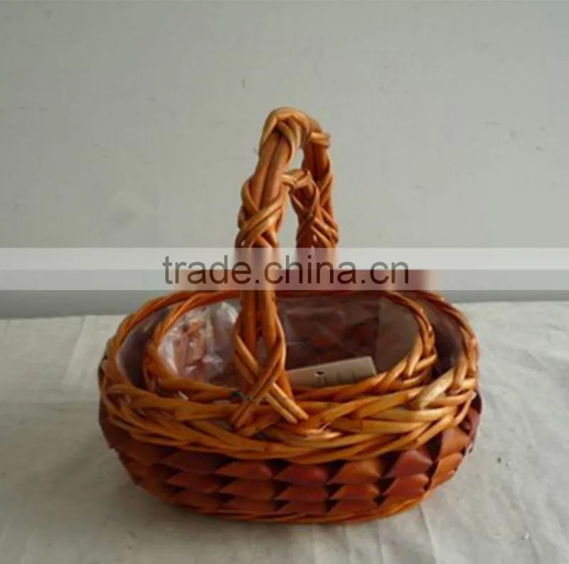 2 set egg shape willow made picnic food baskets for sale with liner