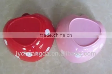 cheap plastic bowl