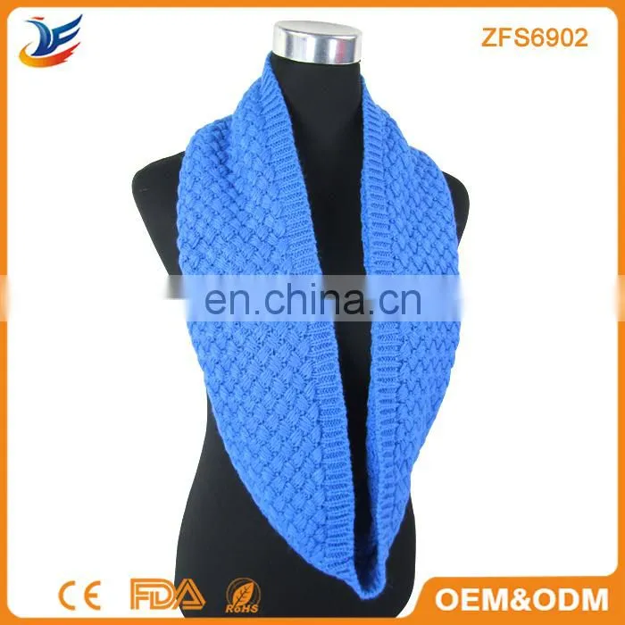ladies knitting twist round neck scarf without fringes