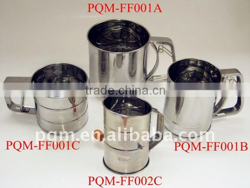 Pratical hand-rolling flour sifter 002C