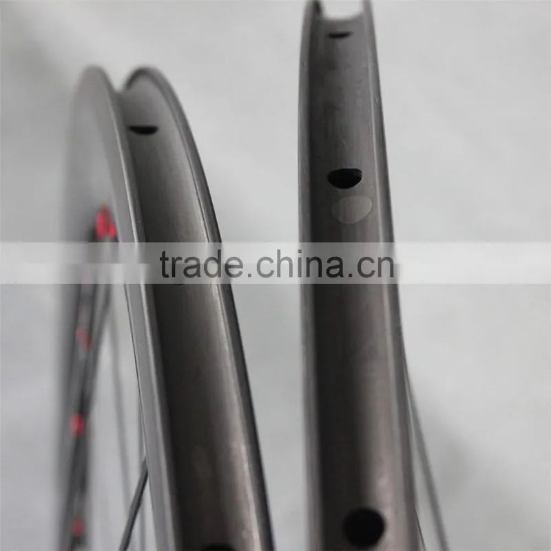 ICAN logos cheap OEM carbon wheels 50mm clincher Road Bike red hub