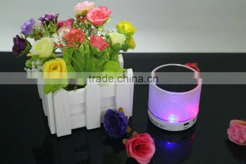 OEM Portable Mini Speaker With Usb Charger ,Bluetooth Speaker With LED Light