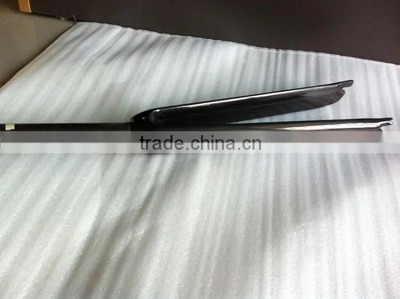 2014 novel style and hot selling 26er mountain bike carbon front fork for sale, especially FK-M621 for sale