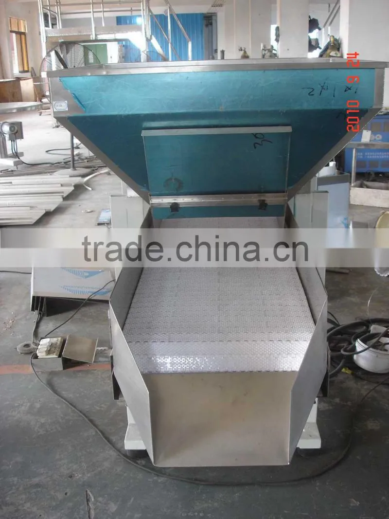 Onion feeder