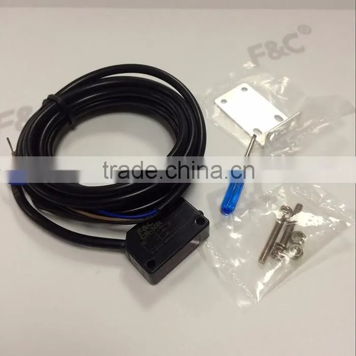 F&C red visible light analog output diffuse photo sensor