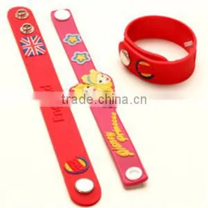 DIY Rainbow Rubber Bands for Bracelet
