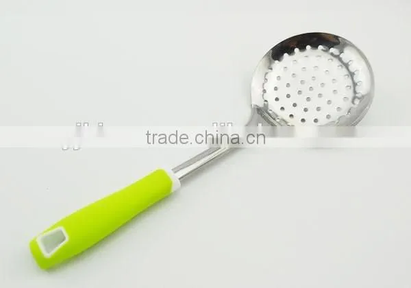 cooking gadget stainless steel strainer with soft plastic handle