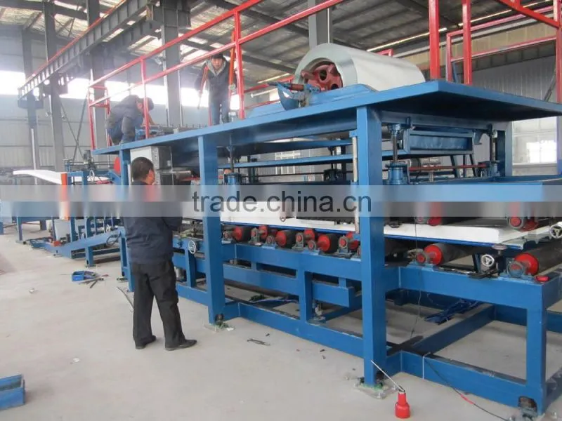 steel ppgi sandwich panel roll forming machine