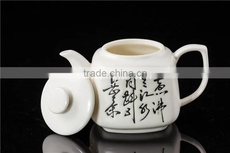 Hot sale 600cc Chinese Traditional Calligraphy Tea Pot