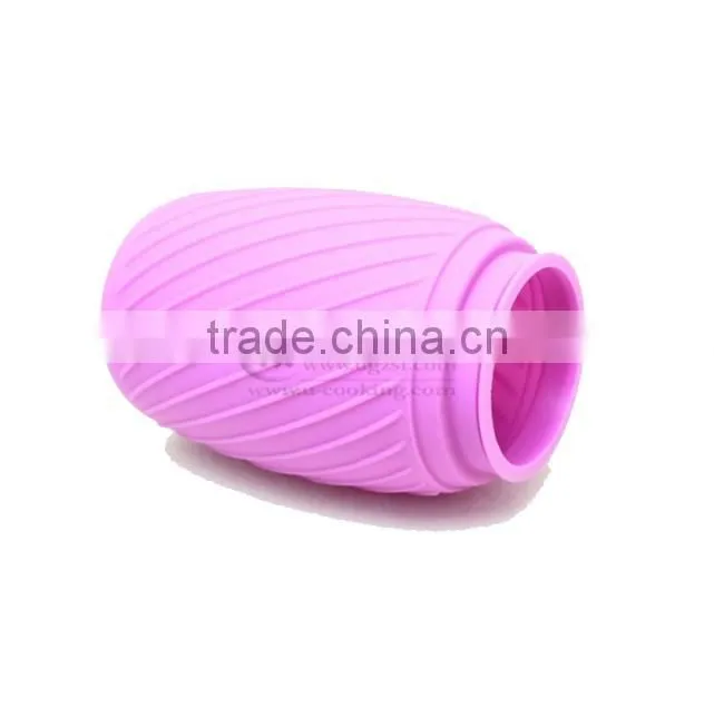 Silicone vase of flower