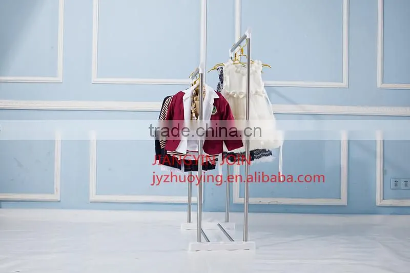 Heated cloth and cloth drying rack