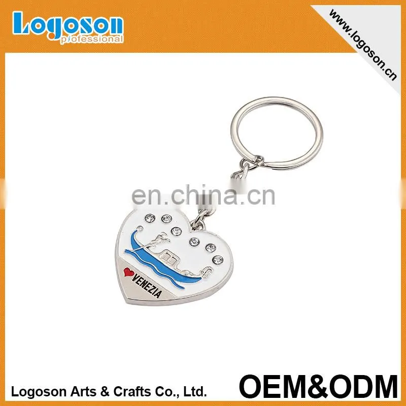 Custom embossing Venezia souvenir heart keyring metal keychain
