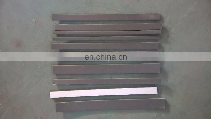 Automatic sheet leather strap cutting machine
