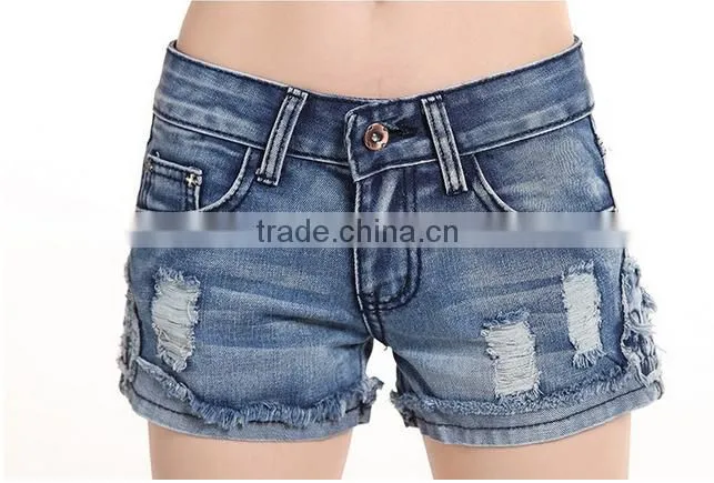 Summer Casual Style Women Loose Hole Skull Ripped All-Match Jean Shorts Women denim jeans