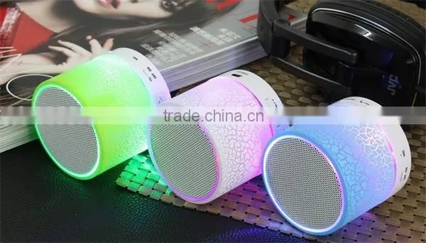2016 Factory Price High Quality Portable Mobile Bluetooth Wireless Mini Speaker With Led Flashing Light For Phones and Computers