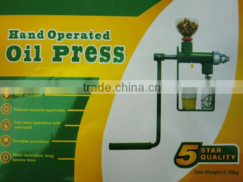 HOT selling Home Mini Hand Operated Small Olive Oil Press homemade oil press cashew oil screw press B02