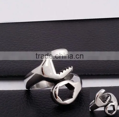 Fashion Wedding Rings For Men Stainless Steel Jewelry(JR10031)