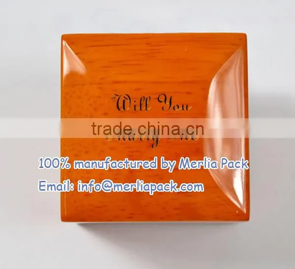 Hand Carved Keepsake Box Vintage Organizer Store Beech Solid Wood Ring Luxurious Box