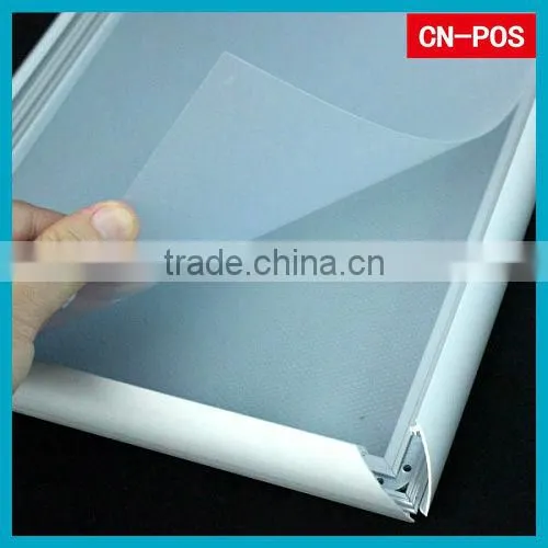 stand showing aluminium price frame in supermarket