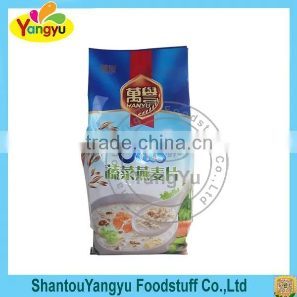 Instant Oatmeal Cereal in fruity flavor