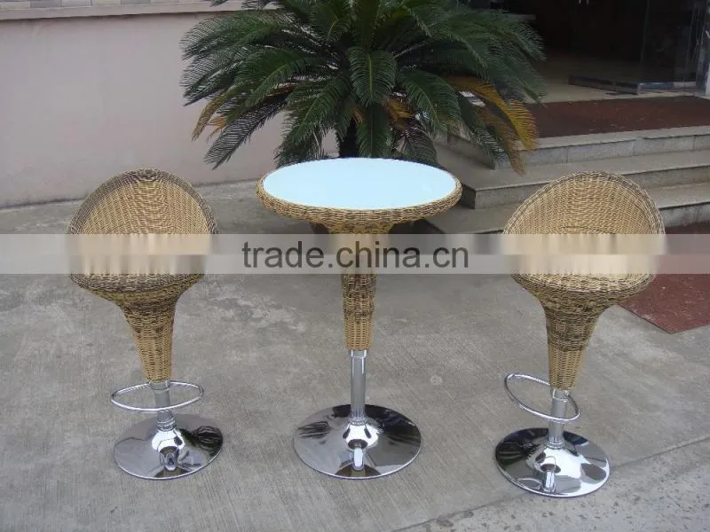360 Turn Pup Bar Stool With Pedal