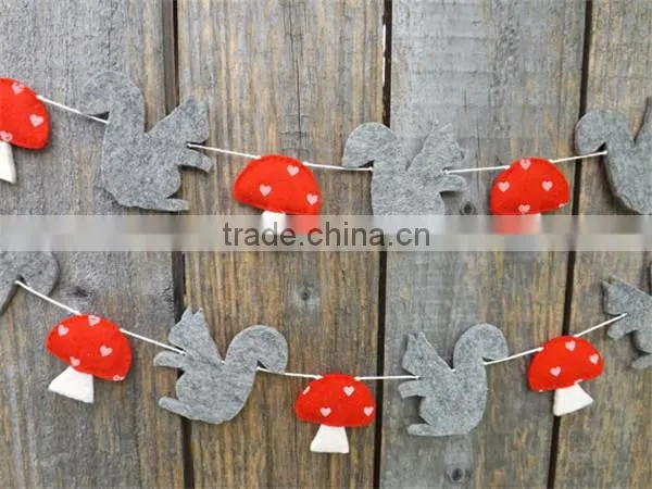 Hot sell felt Portuguese Water Dog brooch Felt made in China