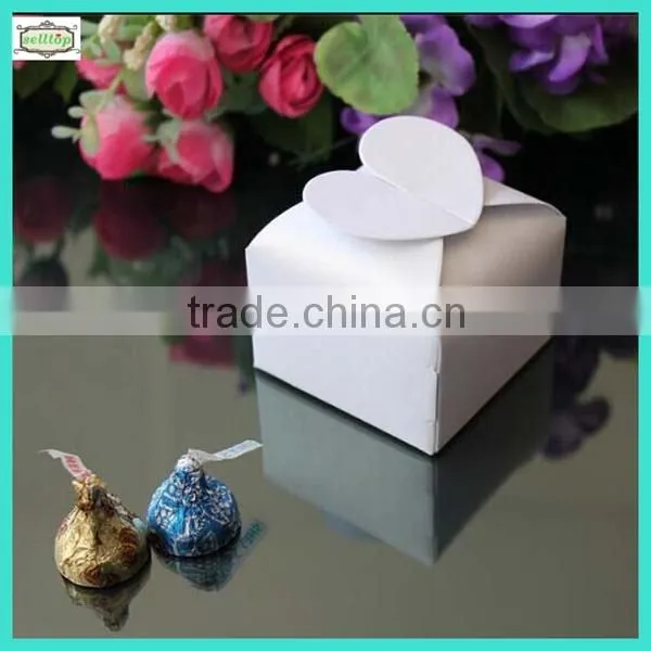 Hot sell cute 230g paper wedding luxury favor boxes