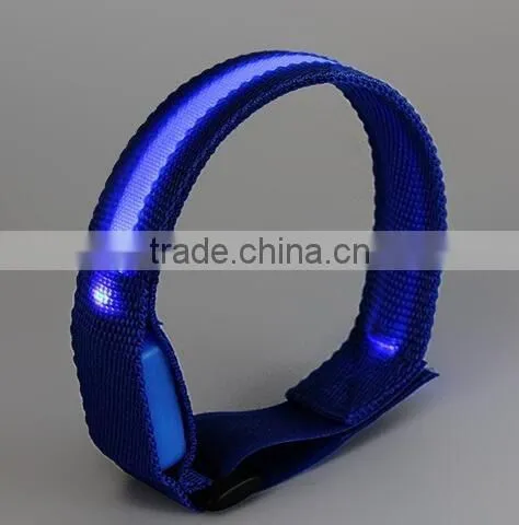 2016 hot selling Glowing LED Flashing LED Bangles & Glowing LED Bracelets