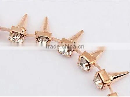 spike necklace