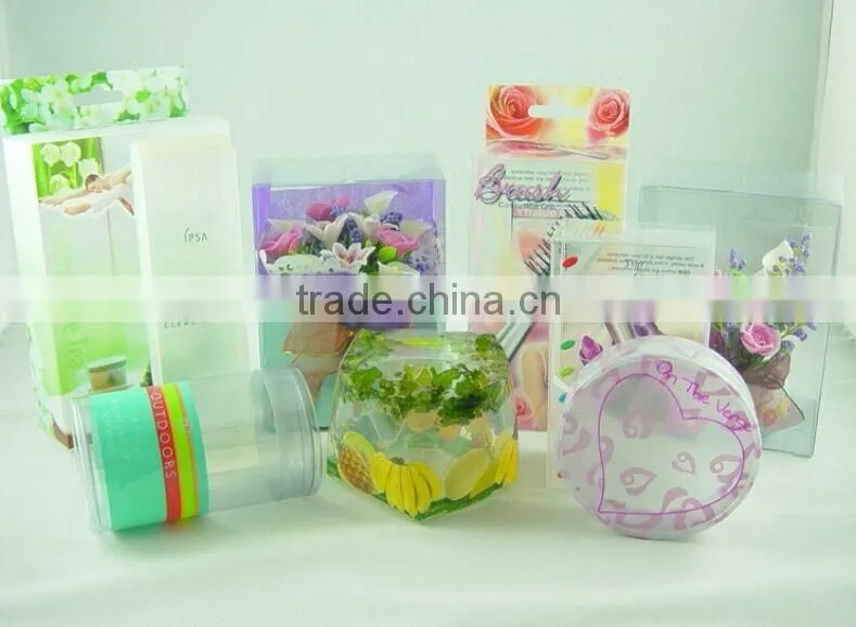 Foldable plastic storage box