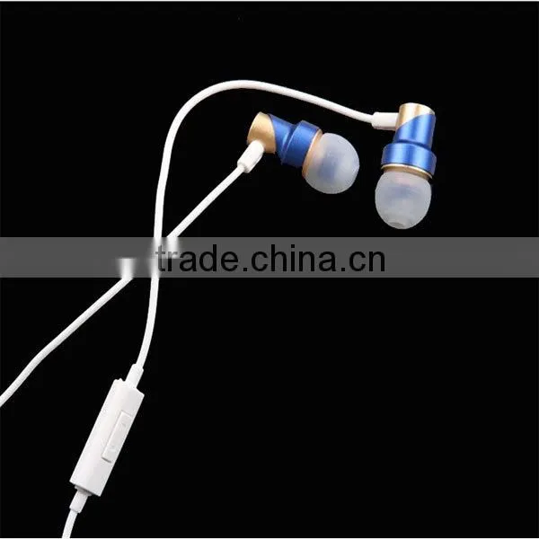 2014 new products earphone with microphone for mobile phone